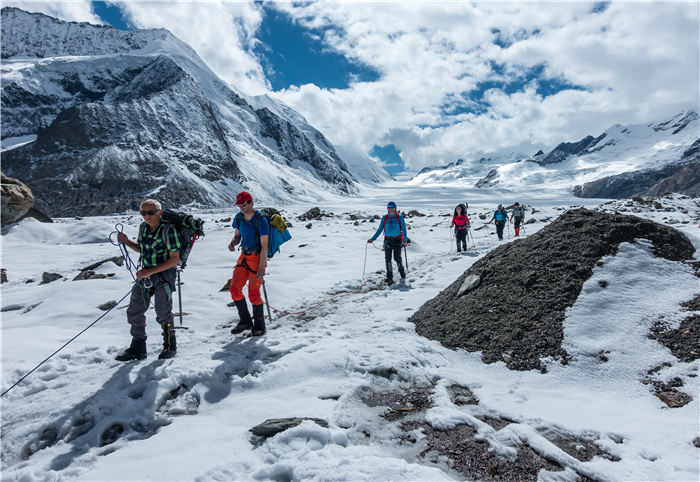 1533263417711097790.jpg Aletsch Glacier 01.jpg