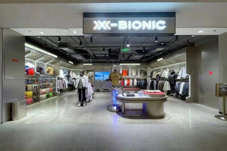 三夫X-BIONIC北京DT-51店全家福