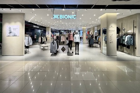 三夫X-BIONIC长春欧亚卖场店全家福